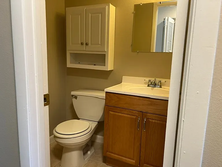 1514 Manor Dr NE — Photo 19