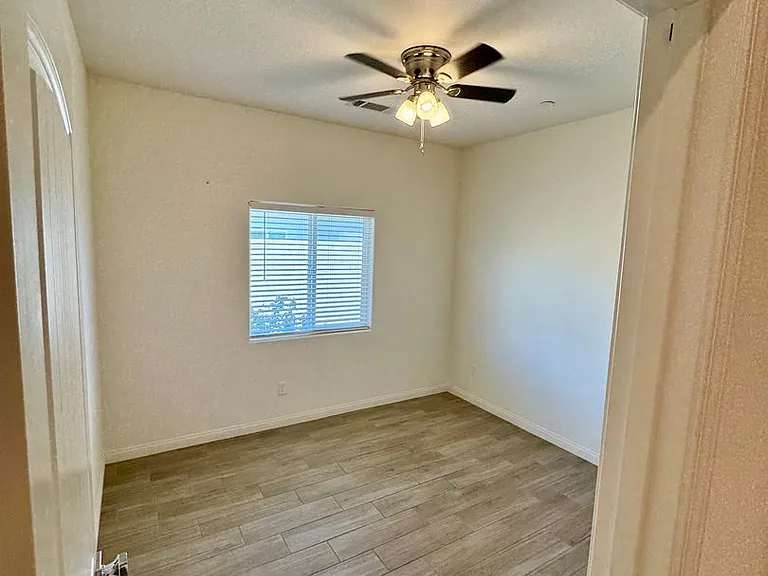 3924 Majorca Ct — Photo 13