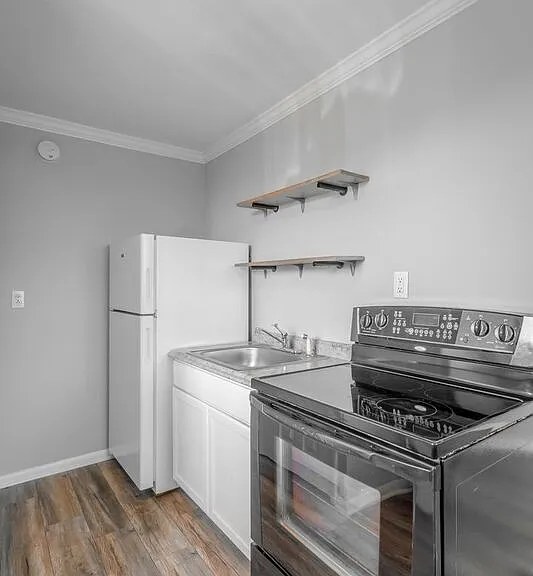 719 McGowan Ave — Photo 6