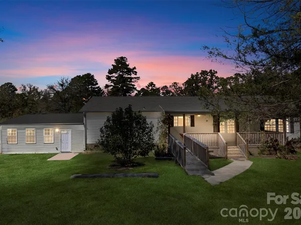 2411 Mission Rd, York, SC 29745