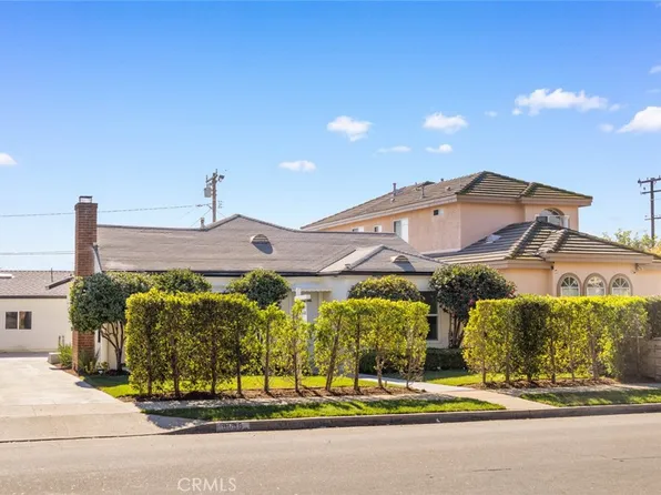 9066 Hermosa Dr, Temple City, CA 91780