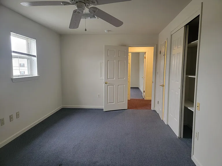 144 Greenland Dr — Photo 16