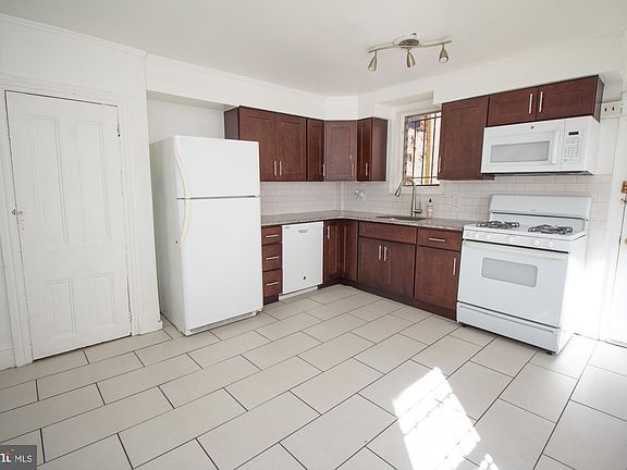 4th image of 3621 Powelton Ave