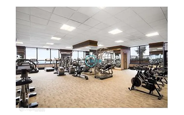 Rented by Douglas Elliman | media 23