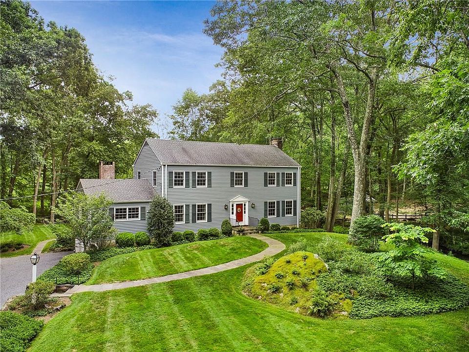 1st image of 36 Brook Farm Lane