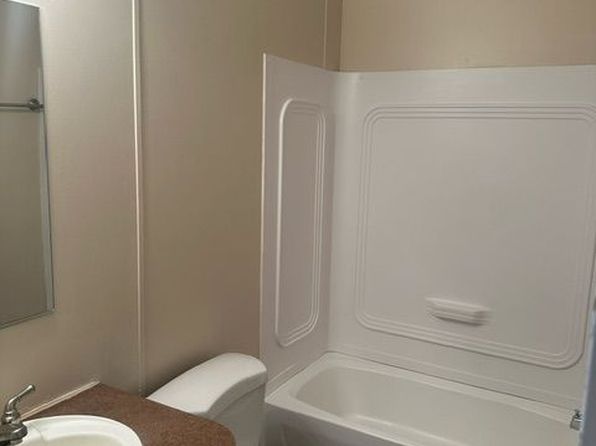 12400 Rojas Dr TRLR 33, El Paso, TX 79928