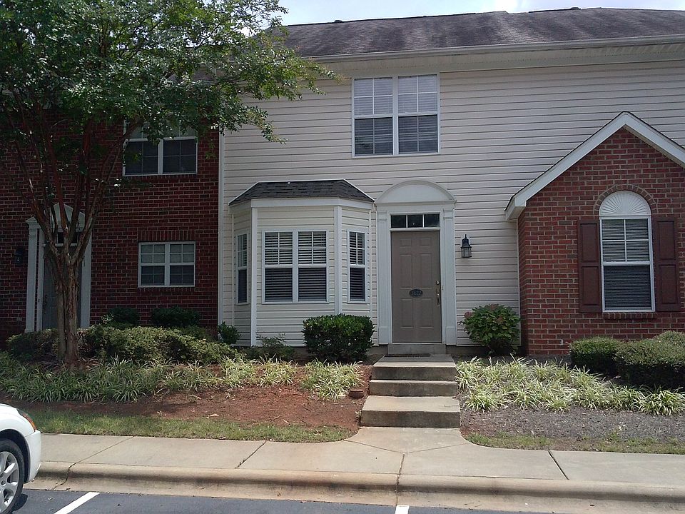1st image of 3622 Melrose Cottage Dr