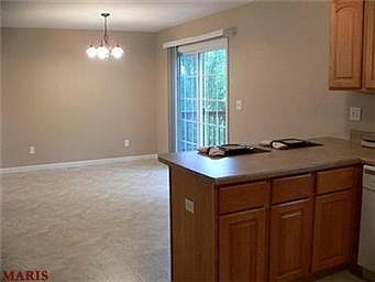 5th image of 808 Olivia Ct
