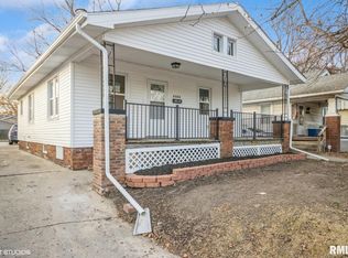 2329 S 11th St, Springfield, IL 62703