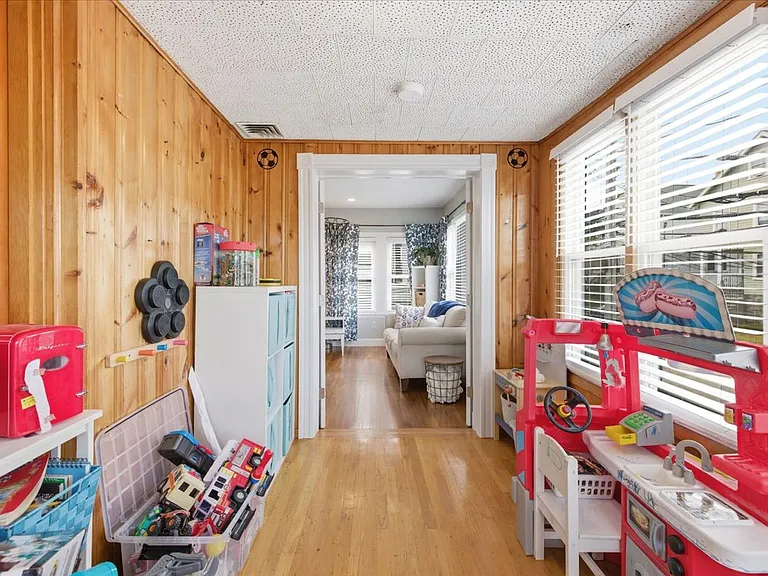 191-193 Cornell St #2 — Photo 47