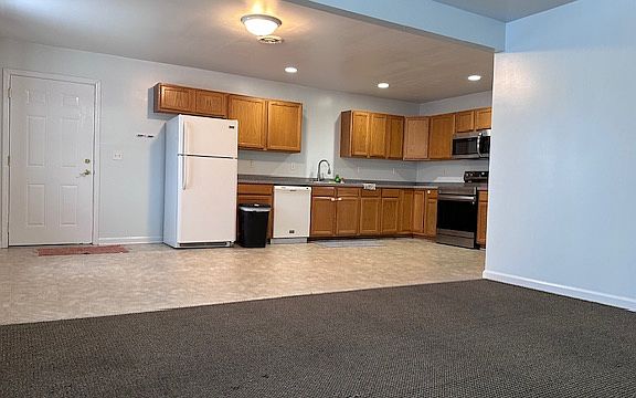 3rd image of 2405 Harlem Rd APT 1