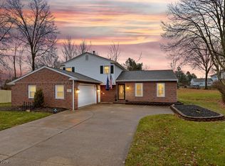 990 Wimbleton Dr, Medina, OH 44256