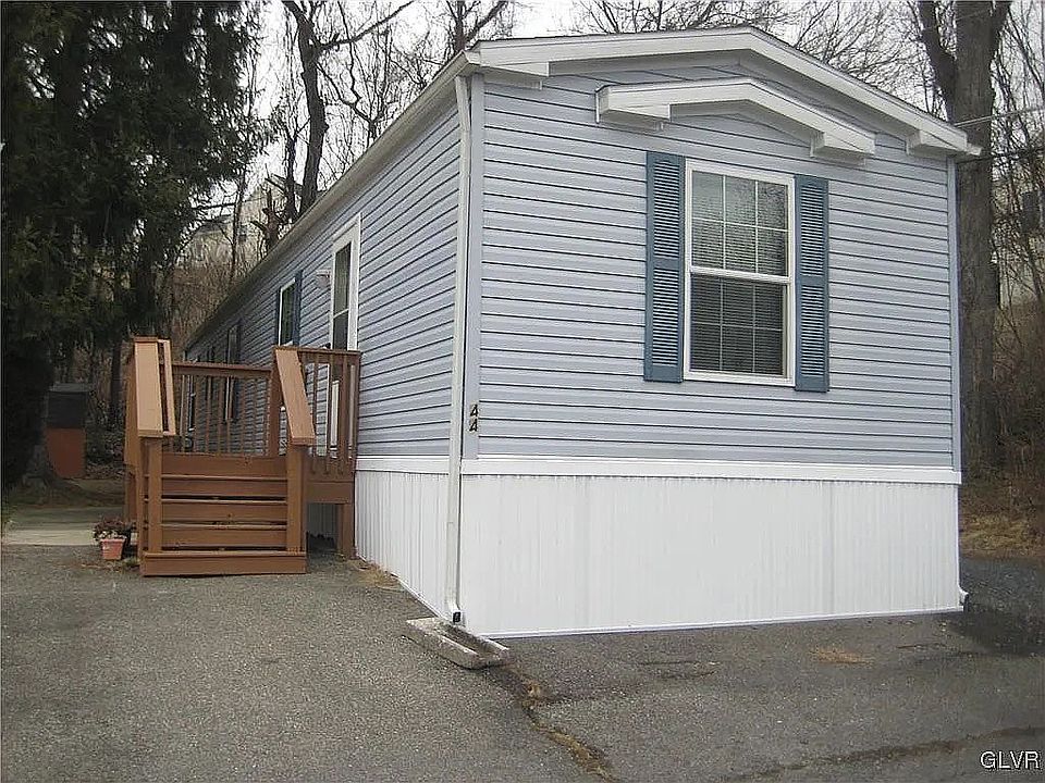 1st image of 44 F St
