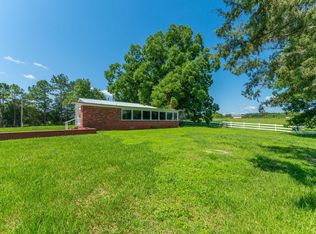 942 Varnum Rd, Laurel Hill, FL 32567