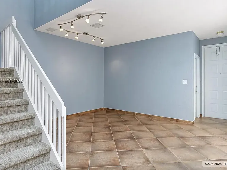935 Corkwood St — Photo 17