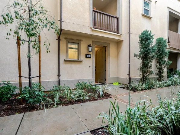 863 Iris Way Unit B, Azusa, CA 91702