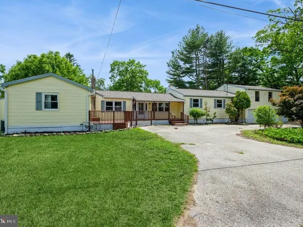 2336 Auburn Ave, Atco, NJ 08004