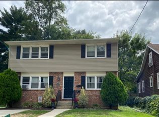 336 Albany Ave, Barrington, NJ 08007