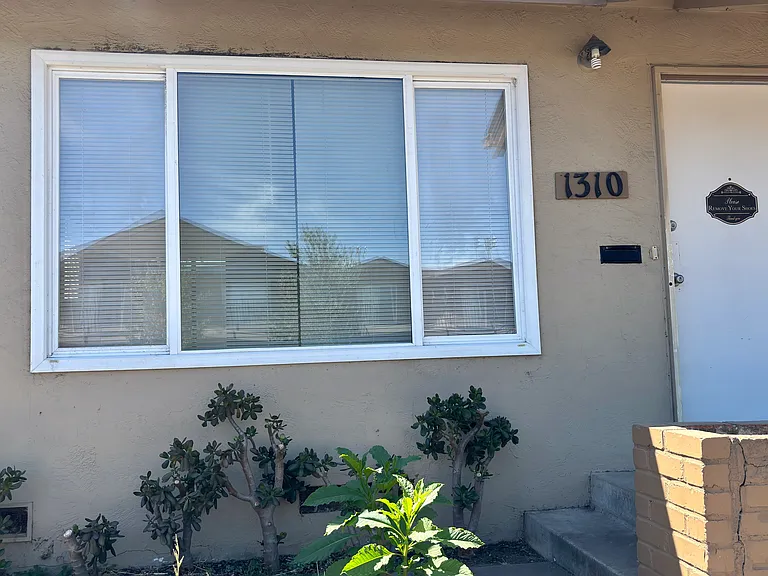1310 W El Monte St #1310 — Photo 12