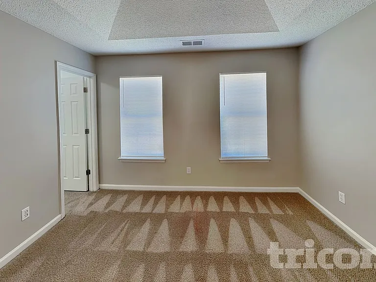 4882 Aldridge Pl NW — Photo 9