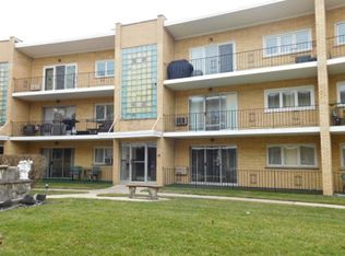 10316 S Pulaski Rd APT 103A, Oak Lawn, IL 60453