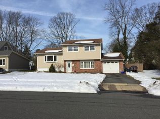 31 Louisiana Pkwy, Jackson, NJ
