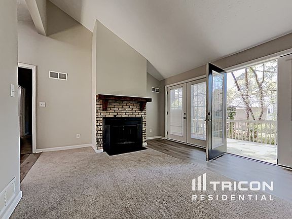 3rd image of 4493 Abernathy Dr