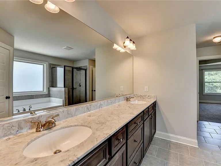 235 Bella Dr — Photo 58