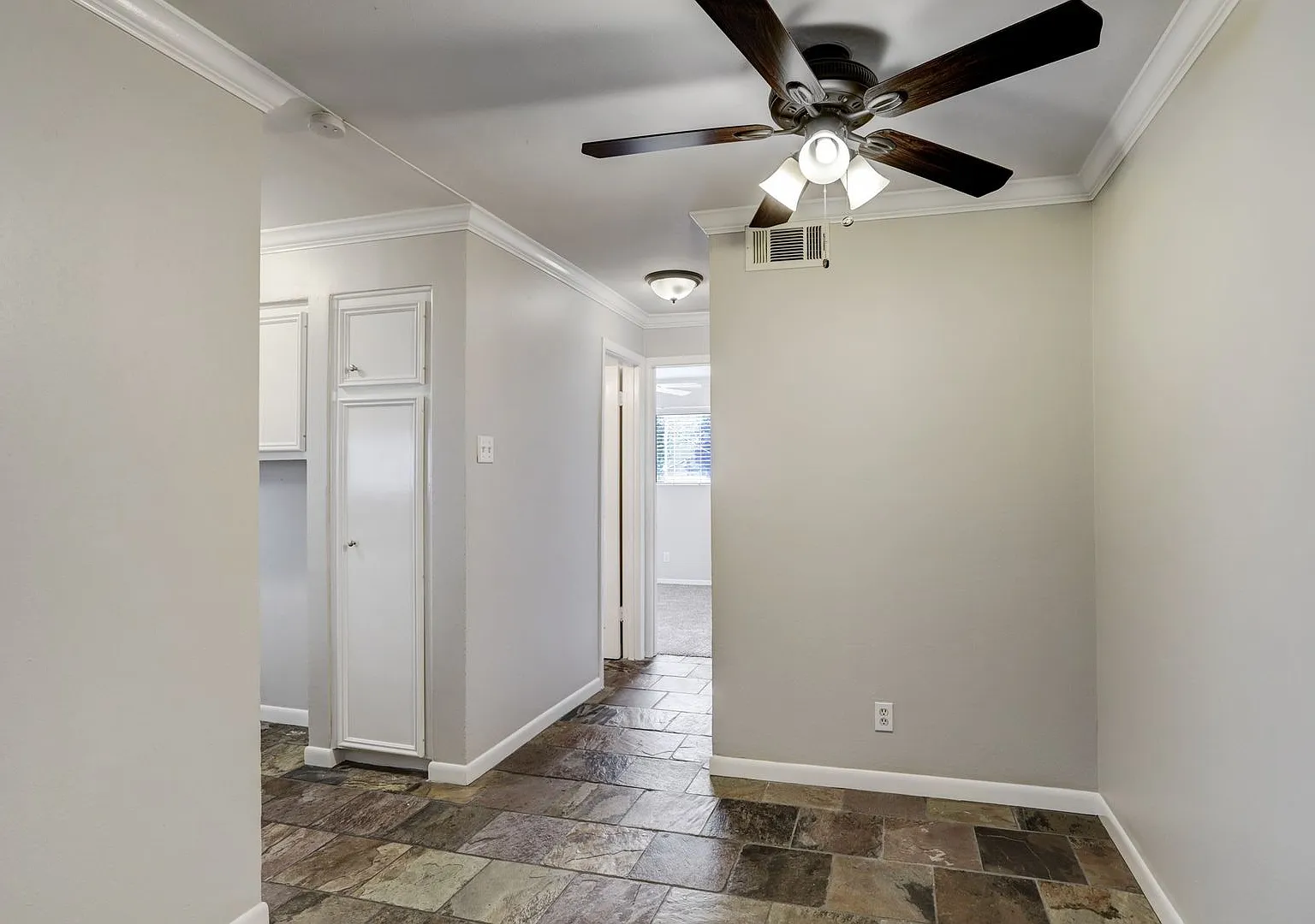 3414 Garrott — Photo 4