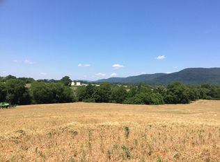 9 Lower East Valley Rd, Pikeville, TN 37367