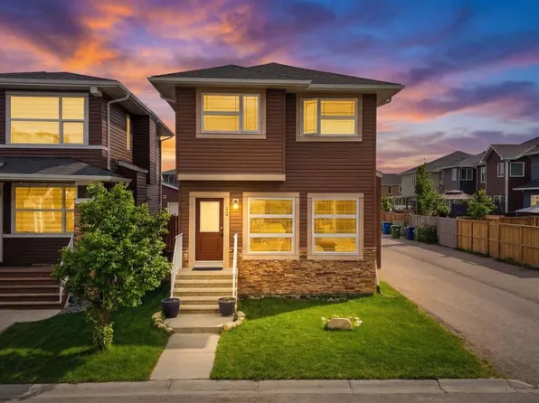 22 S Redstone Rd NE, Calgary, AB T3N 0M3