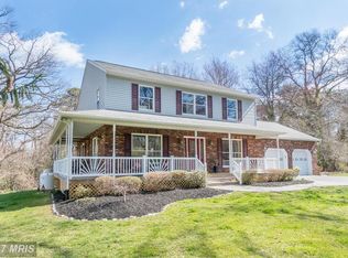 7871 Whites Cove Rd, Pasadena, MD 21122