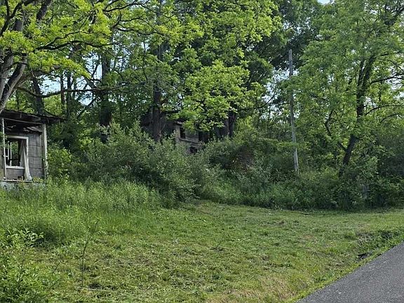 2nd image of 2470 Yellow Sulphur Rd