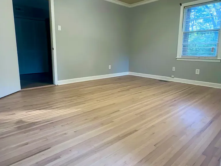 5538 Manning Rd — Photo 2