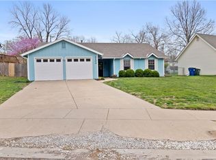 2100 Atchison Ave, Lawrence, KS 66047