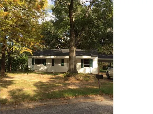 453 Elmwood Dr, Mobile, AL 36609