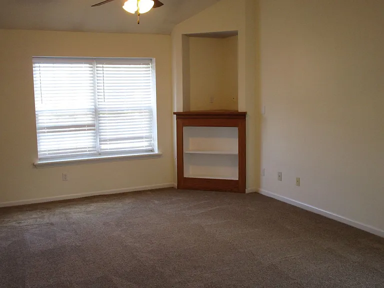 5004-5006 Carrie Ridge Dr. — Photo 8
