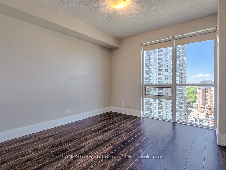 70 Roehampton Ave #2120 — Photo 14