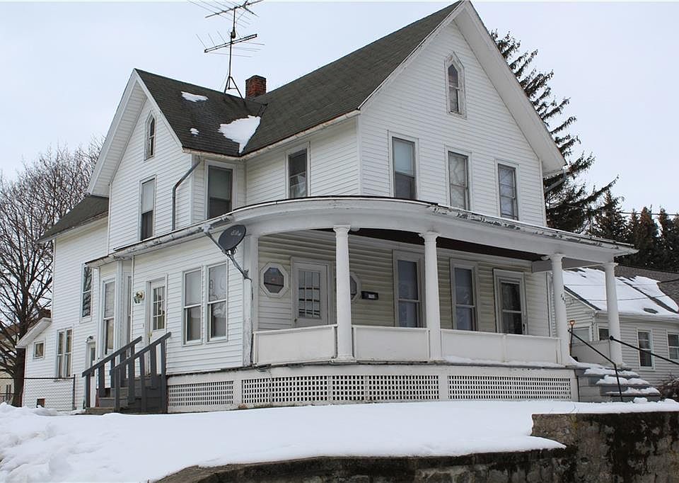 1st image of 747 Washington Ave