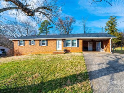 2745 33rd Ave NE, Hickory, NC, 28601