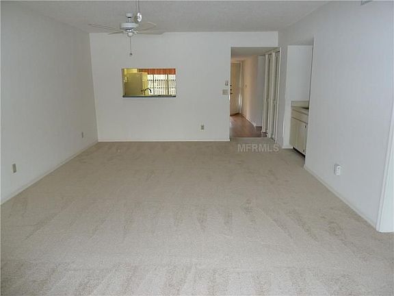 4th image of 2070 Lakeview Dr APT 102
