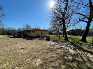 25387 Nugget Dr, Lebanon, MO 65536