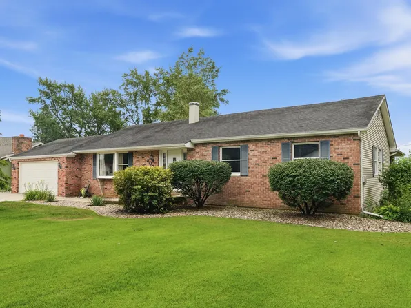 807 21st St SW, Demotte, IN 46310