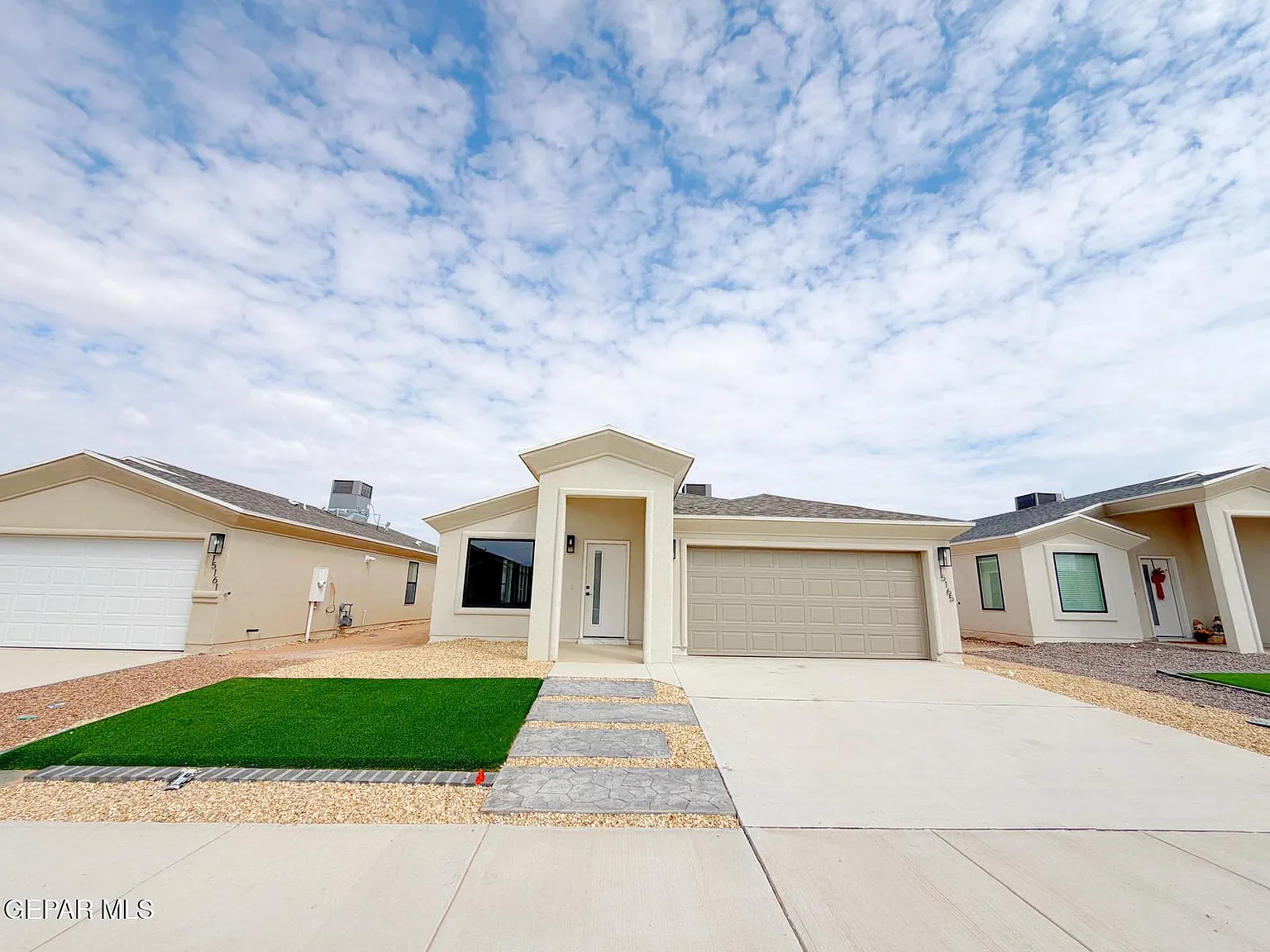 4 bed, 2.5 bath, 1532 sqft, $2,195 — Photo 2