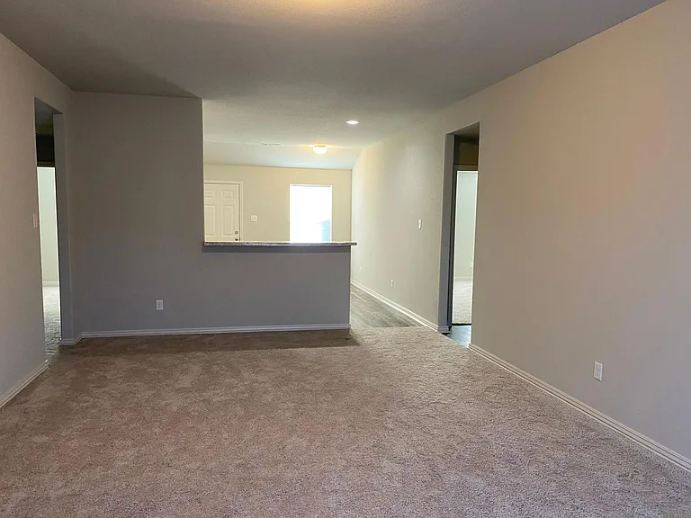 4941 Prospector Dr — Photo 2