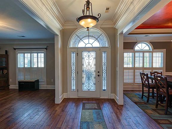 5th image of 4702 Old Oak Ct