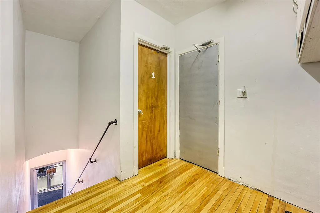 2 bed, $1,500 — Photo 3