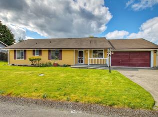 126 117th St E, Tacoma, WA 98445