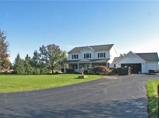 722 Wayneport Rd, Macedon, NY 14502