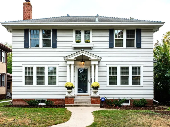 2166 Lincoln Ave, Saint Paul, MN 55105
